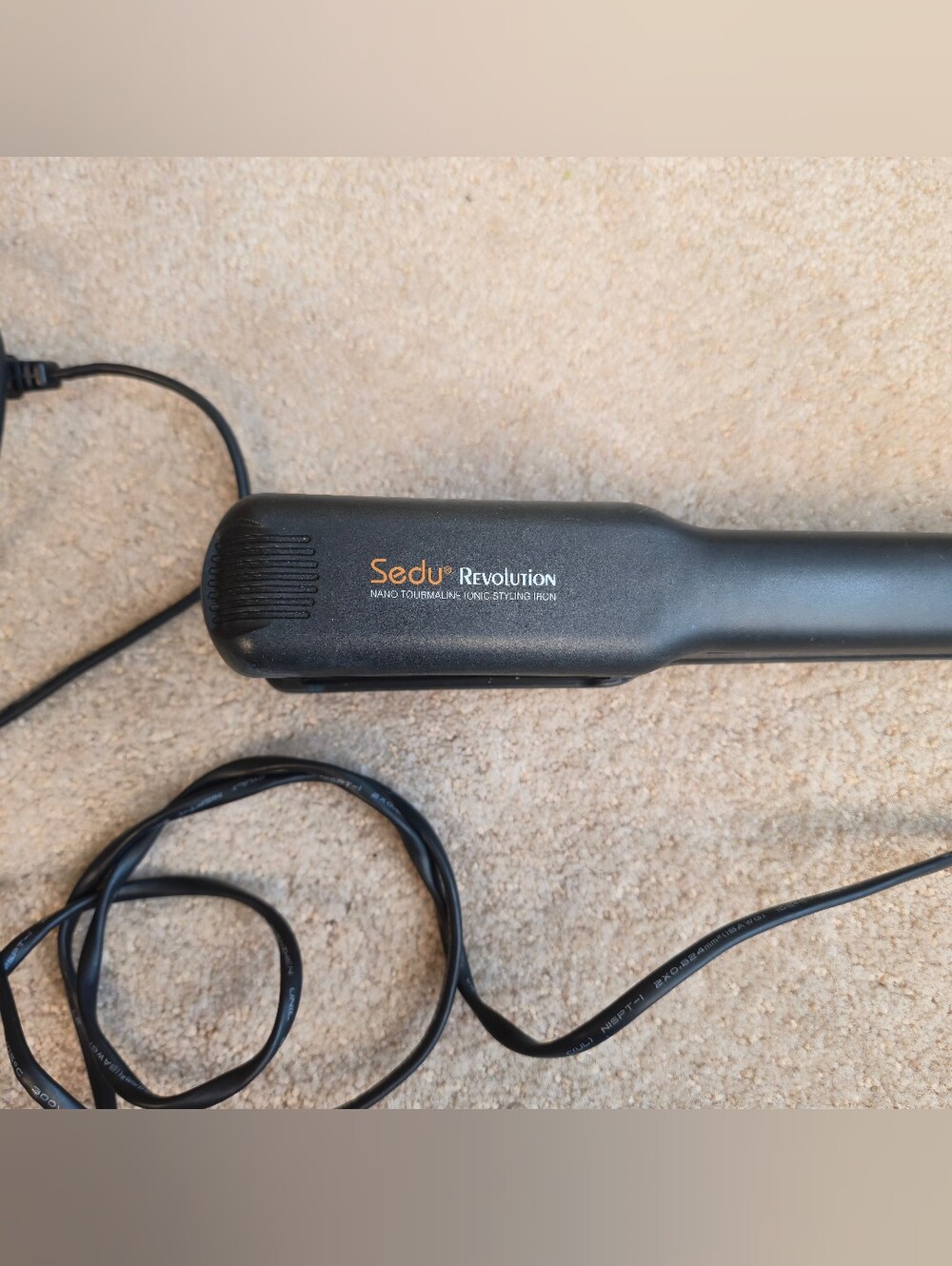SEDU Revolution Professional Nano Tourmaline Ionic 1.5-inch Styling Iron SR-550